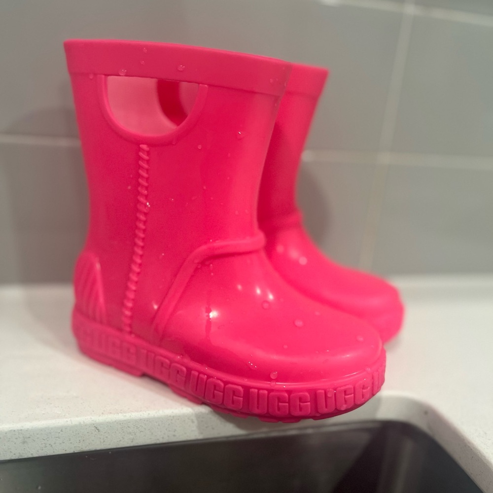 UGG toddler girls boots US 8